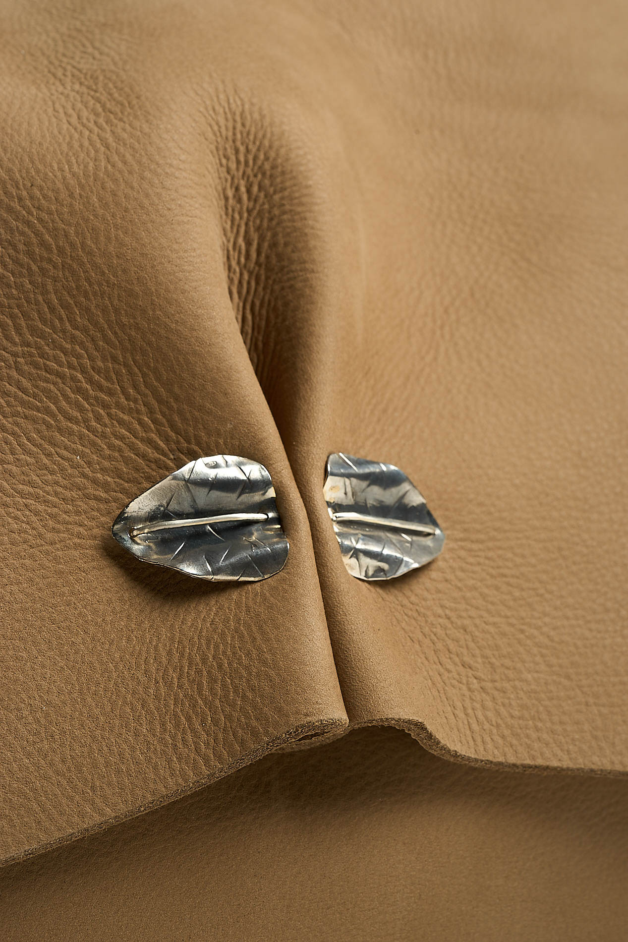 daniele basta leather and silver bags - DETAIL